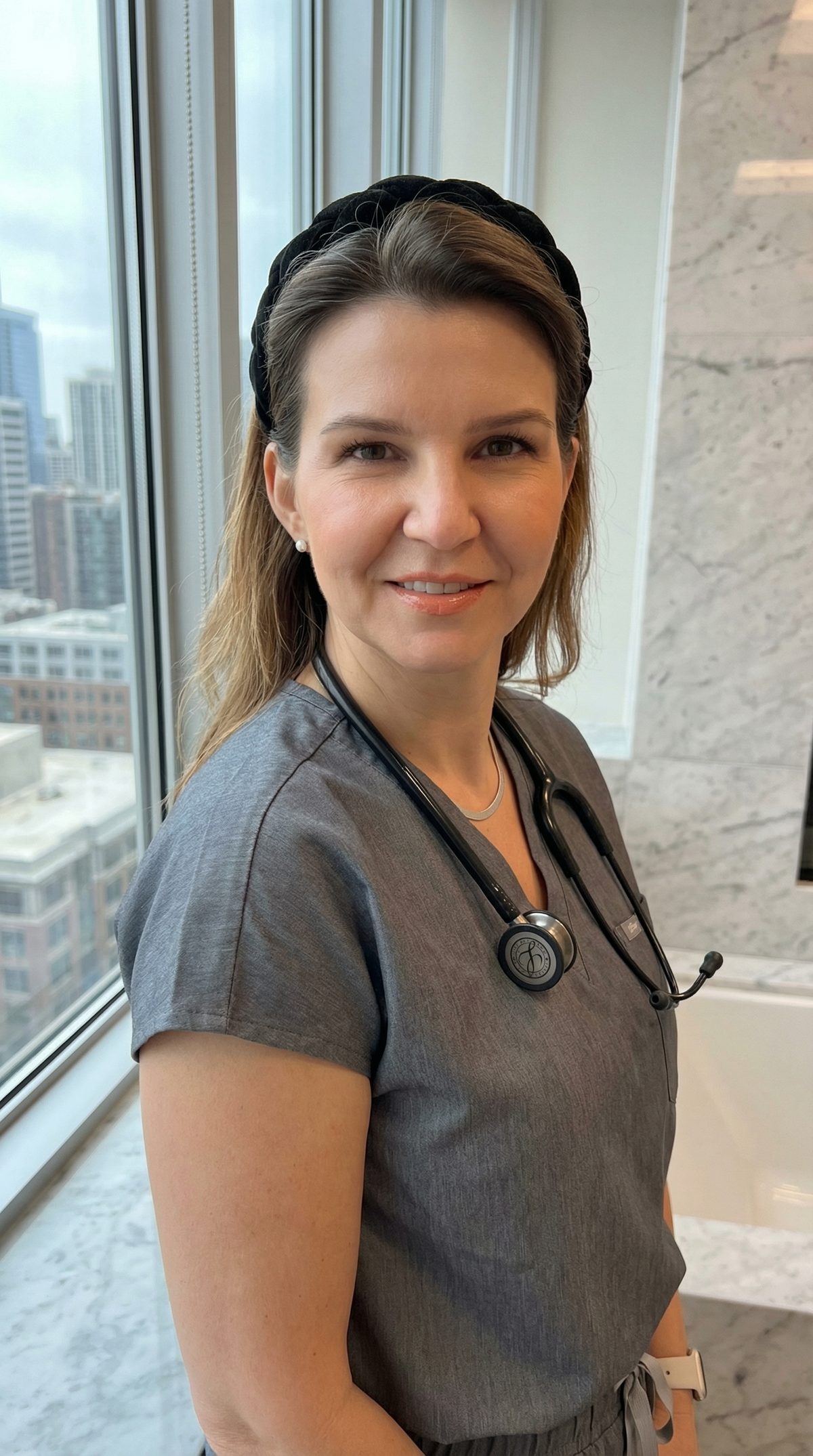 Natural Support for Thyroid Health: Diet and Lifestyle Tips